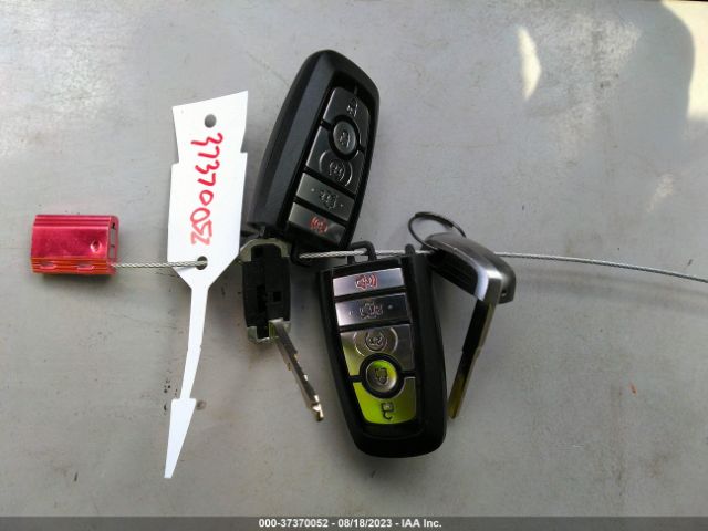 3FA6P0CD8KR178185 Ford FUSION SEL