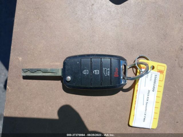 5XYPG4A5XKG523874 KIA Sorento Lx V6