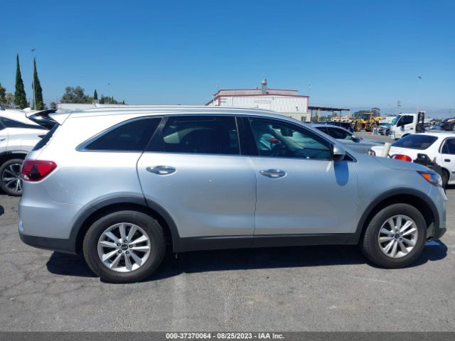 5XYPG4A5XKG523874 KIA Sorento Lx V6