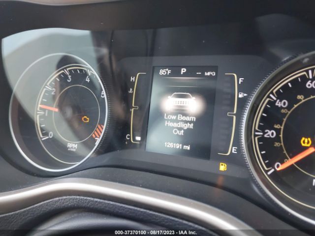 1C4PJLCB3FW656497 Jeep Cherokee Latitude