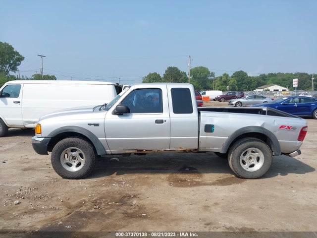 2002 FORD RANGER XLT FX4 VIN: 1FTZR45EX2PA01319