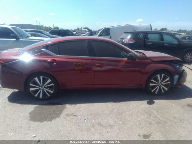 1N4BL4CV5NN354529 Nissan Altima 2.5 Sr