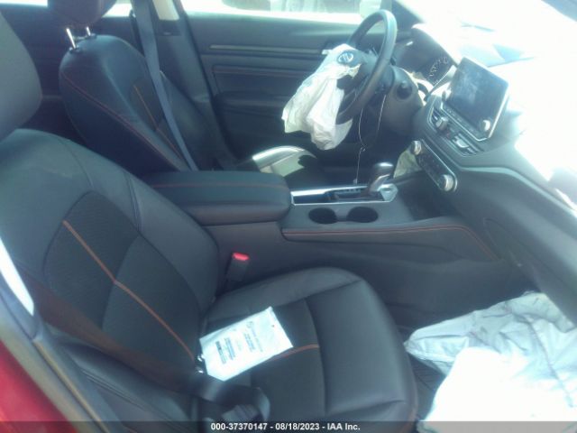 1N4BL4CV5NN354529 Nissan Altima 2.5 Sr
