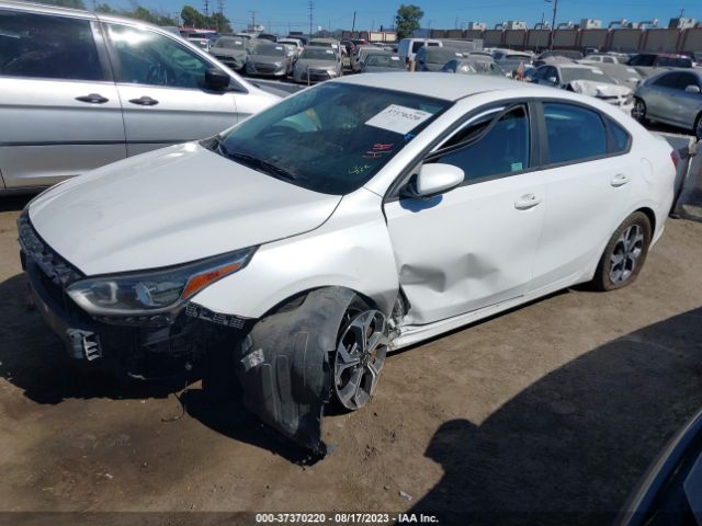 3KPF24ADXME325085 KIA Forte Lxs