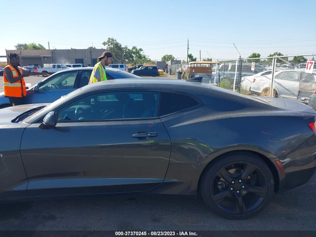 Chevrolet Camaro 1lt 2018 1G1FB1RX9J0190238 Image 7