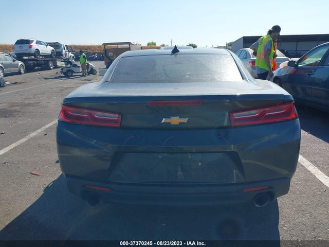Chevrolet Camaro 1lt 2018 1G1FB1RX9J0190238 Image 9