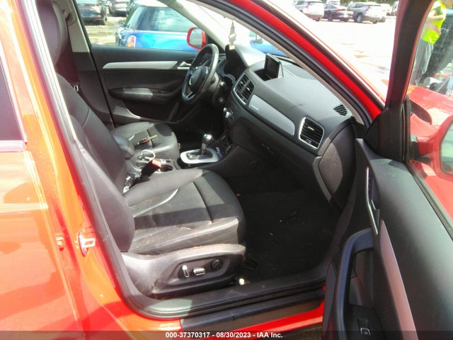 WA1ECCFS2HR014717 Audi Q3 PREMIUM