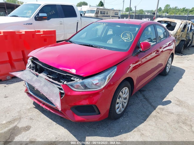 Hyundai ACCENT SE 2018 3KPC24A3XJE006954 Image 2