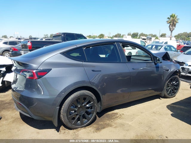 7SAYGAEE5PF814314 Tesla Model Y Long Range