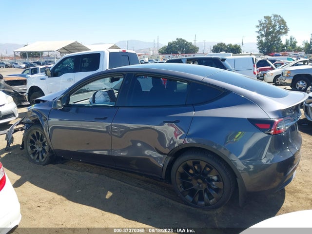 7SAYGAEE5PF814314 Tesla Model Y Long Range