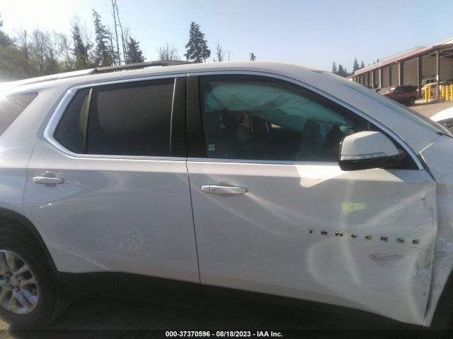 Chevrolet Traverse Lt Cloth 2018 1GNERGKW9JJ225638 Image 13