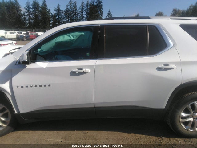 Chevrolet Traverse Lt Cloth 2018 1GNERGKW9JJ225638 Image 14