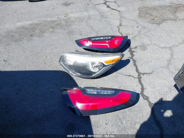 KNDJN2A22E7093037 KIA Soul Base
