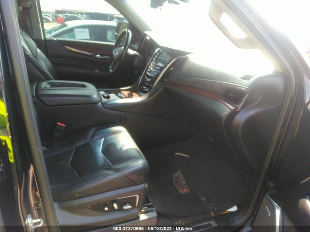 1GYS4BKJ1JR401594 Cadillac Escalade Luxury
