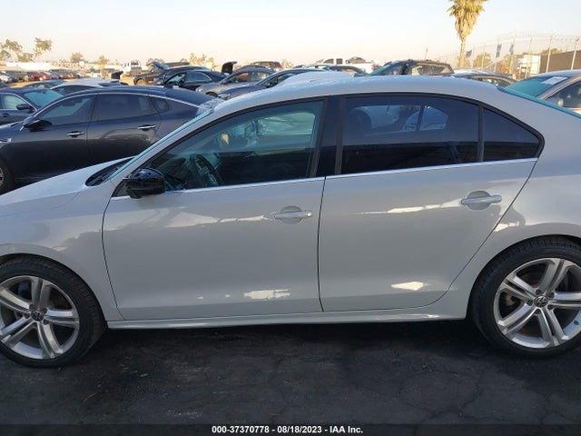 3VW2B7AJ4HM291918 Volkswagen Jetta 1.4t S