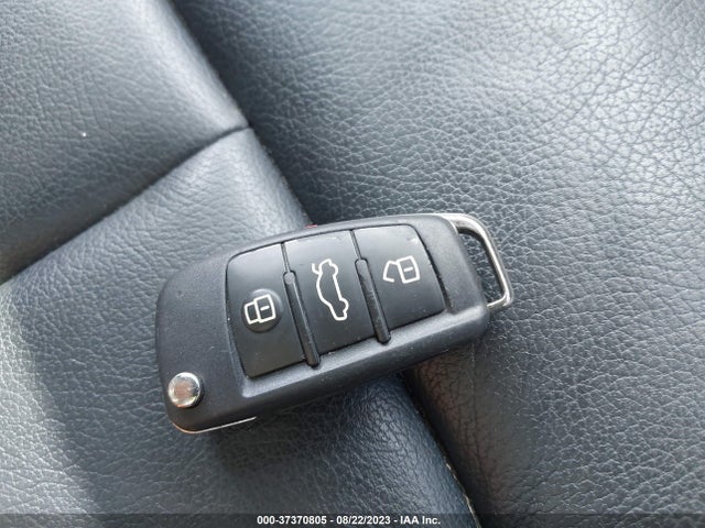 WAUJ8GFF3G1118062 Audi A3 2.0t Premium Plus