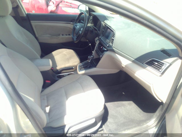 Hyundai Elantra Value Edition 2017 5NPD84LF0HH177597 Image 11