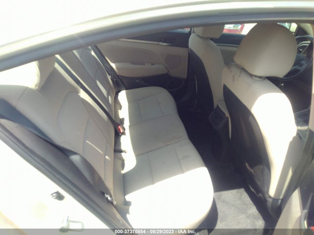Hyundai Elantra Value Edition 2017 5NPD84LF0HH177597 Image 14