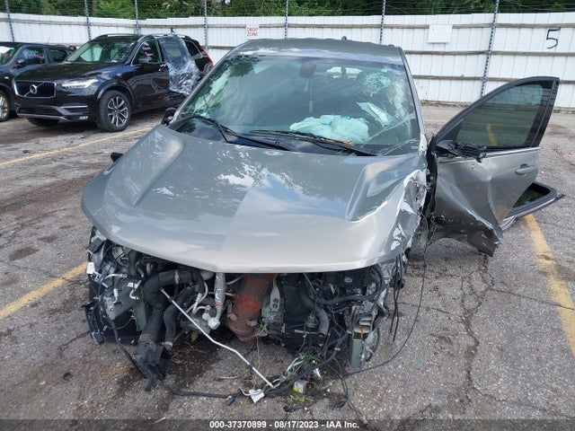 2018 CHEVROLET EQUINOX LT VIN: 3GNAXJEV1JS563537