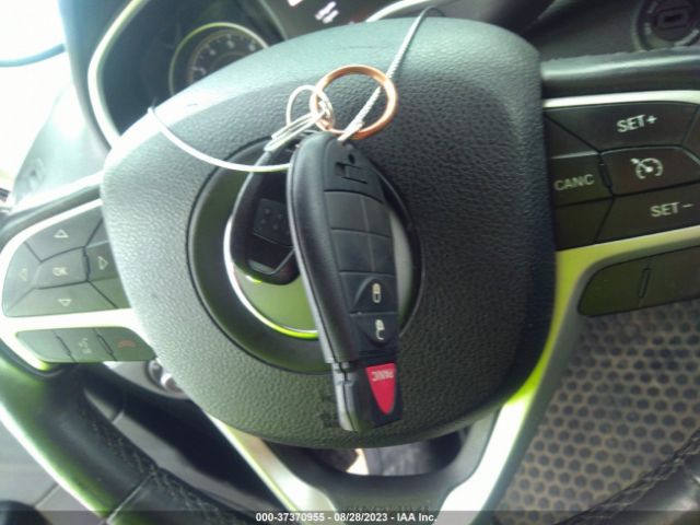1C4PJMBS8FW785889 Jeep Cherokee Trailhawk