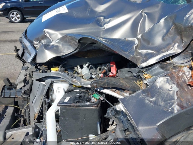 JF2SKAEC4KH579656 Subaru Forester Premium