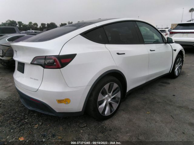 5YJYGDEE2LF026597 Tesla Model Y Long Range