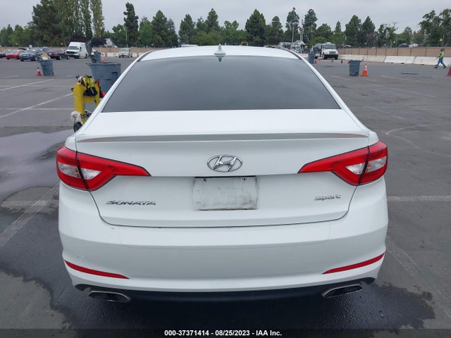 2015 HYUNDAI SONATA 2.4L SPORT VIN: 5NPE34AF4FH191442