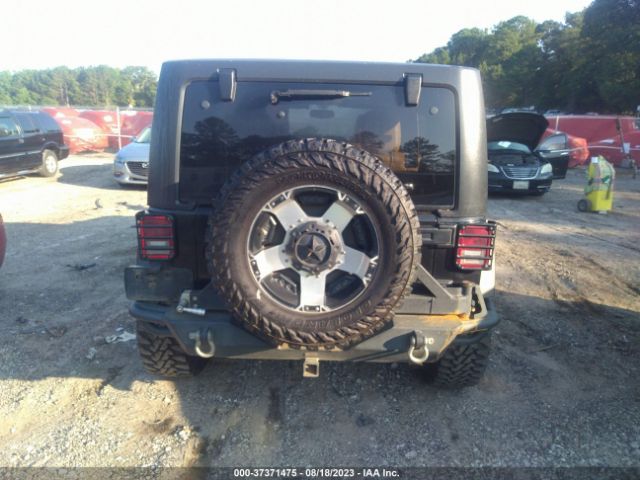 1C4BJWDGXFL518611 Jeep Wrangler Unlimited Sport