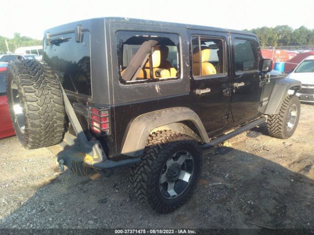 1C4BJWDGXFL518611 Jeep Wrangler Unlimited Sport