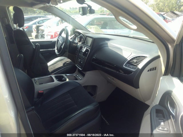 2C4RC1JG3GR247321 Chrysler Town & Country Limited