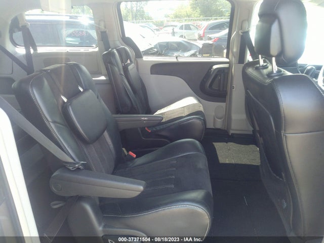 2C4RC1JG3GR247321 Chrysler Town & Country Limited
