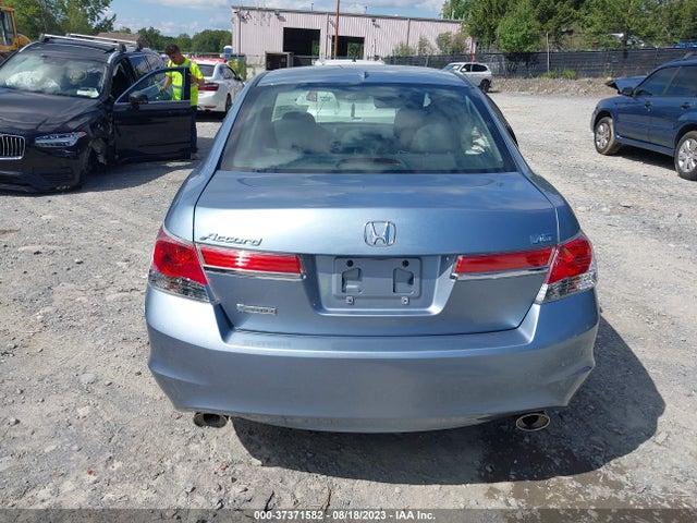 2011 HONDA ACCORD SDN EX-L VIN: 1HGCP3F84BA014408