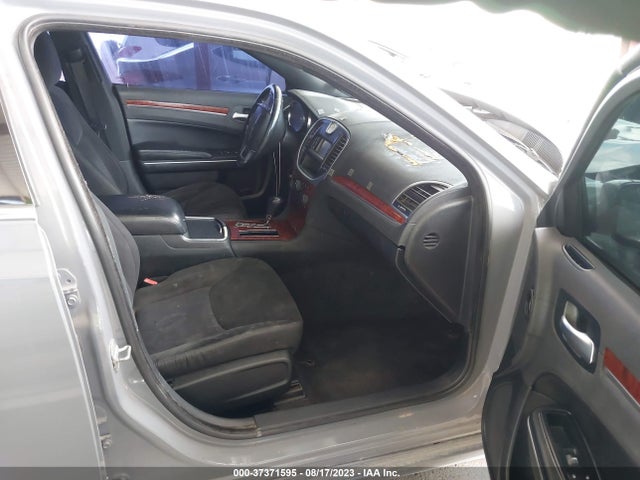 2012 CHRYSLER 300 VIN: 2C3CCAAG8CH104858
