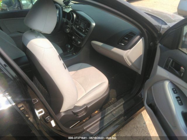 KNAGM4A75F5656743 KIA Optima Lx