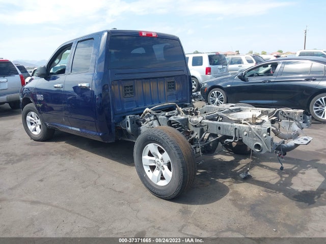 RAM 1500 Express 2017 1C6RR6FG8HS804669 Image 3