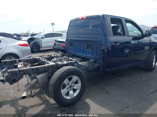 RAM 1500 Express 2017 1C6RR6FG8HS804669 Image 6