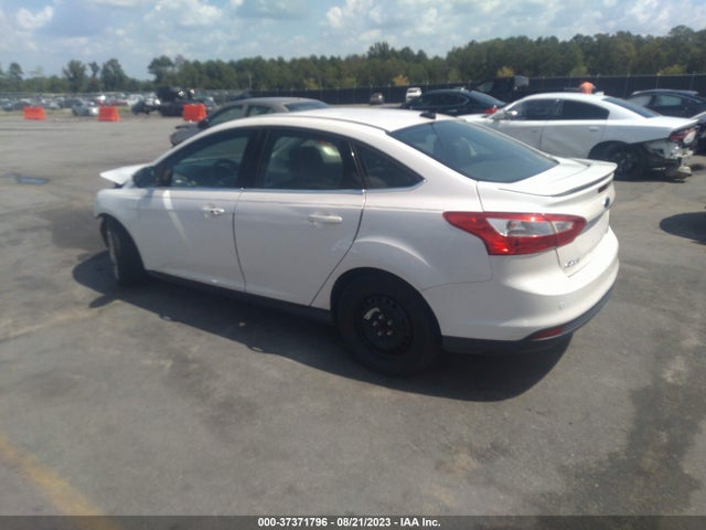 2013 FORD FOCUS TITANIUM VIN: 1FADP3J22DL369614