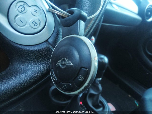 2009 MINI COOPER HARDTOP WMWMF33589TT69903 Photo 10
