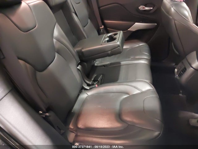 1C4PJMJS2GW368416 Jeep Cherokee Overland