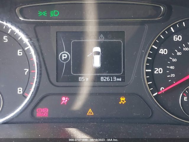5XYPGDA31GG106066 KIA SORENTO LX