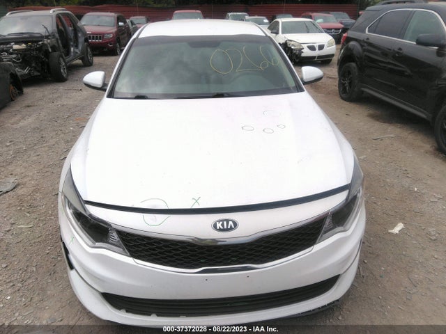KIA Optima Lx 2018 5XXGT4L38JG210266 Image 12