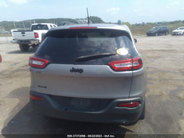 1C4PJMCS8EW296101 Jeep Cherokee Altitude