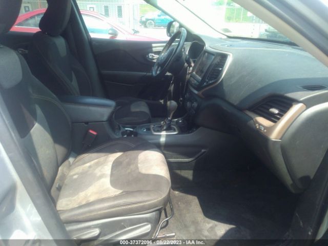 1C4PJMCS8EW296101 Jeep Cherokee Altitude