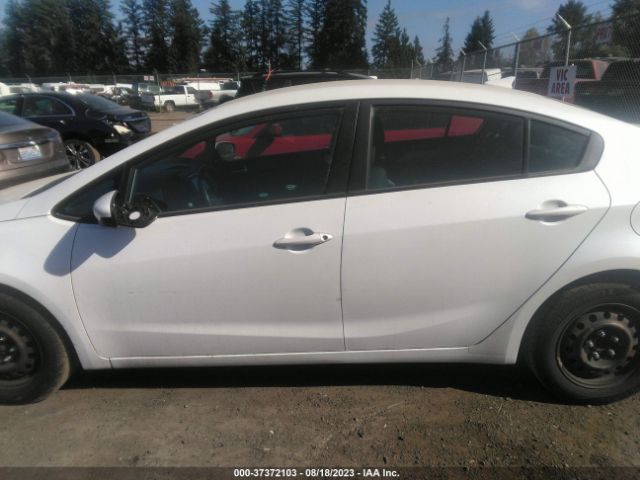 3KPFL4A70JE180450 KIA FORTE LX