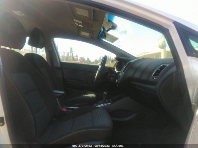 3KPFL4A70JE180450 KIA FORTE LX