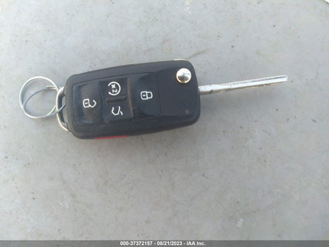 1VWGT7A35HC003975 Volkswagen Passat 1.8t Se W/technology