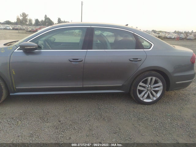 1VWGT7A35HC003975 Volkswagen Passat 1.8t Se W/technology