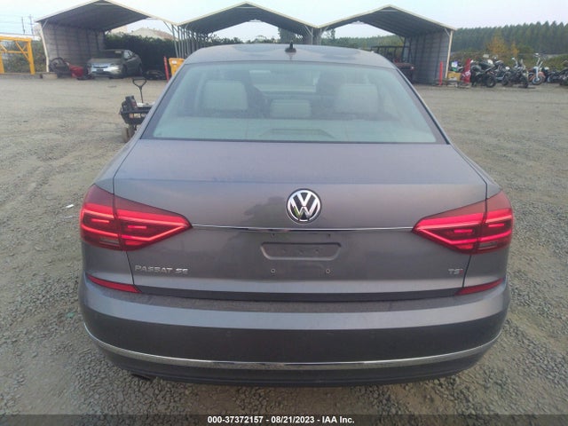 1VWGT7A35HC003975 Volkswagen Passat 1.8t Se W/technology