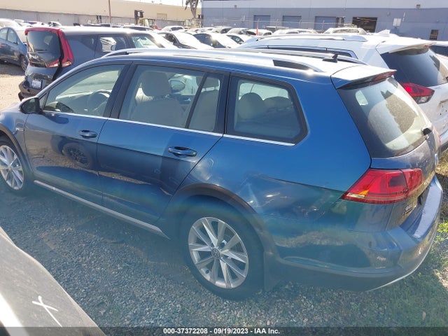 3VWH17AUXHM543923 Volkswagen Golf Alltrack S/se/sel
