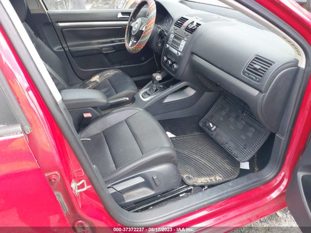 2010 VOLKSWAGEN JETTA SEDAN LIMITED VIN: 3VWRX7AJ7AM160777